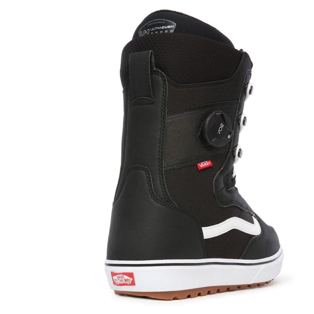 Vans Invado OG Mens Snowboard Boots Black/White 2025